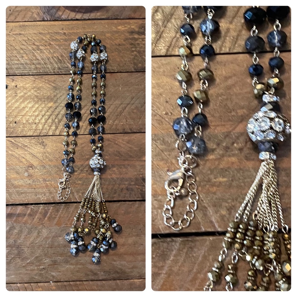 Vintage glass bead and faux diamond costume jewelry statement necklace. - Picture 3 of 3